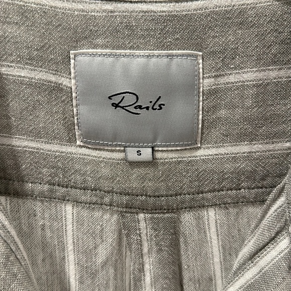 Rails linen long sleeve button down - Picture 3 of 4